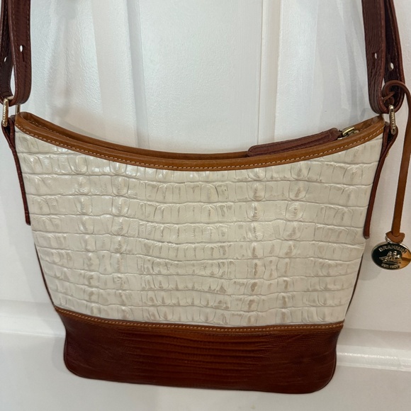 Brahmin leather tan and ivory crossbody. - Picture 10 of 14